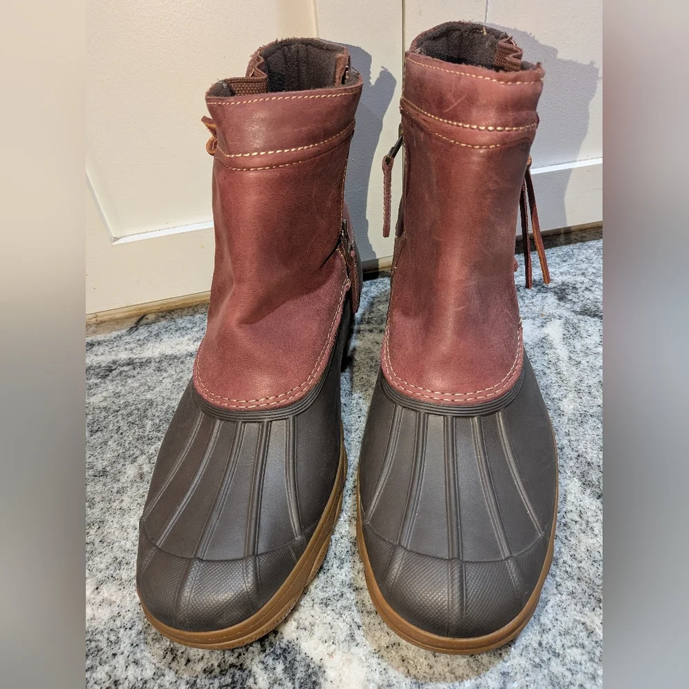 Sperry stylish brown